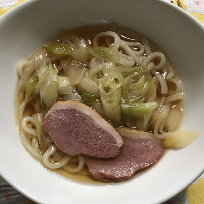 スモーク鴨で鴨南蛮うどん